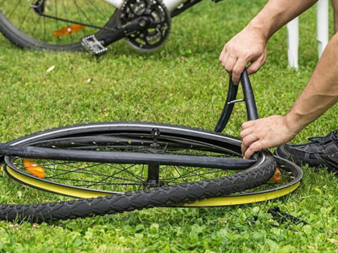 Dętka rowerowa 26 cali 26 x 1.75/2.125 z wentylem samochodowym roweru 26" Dętka rowerowa 26 cali 26 x 1.75/2.125 z wentylem samochodowym roweru 26"