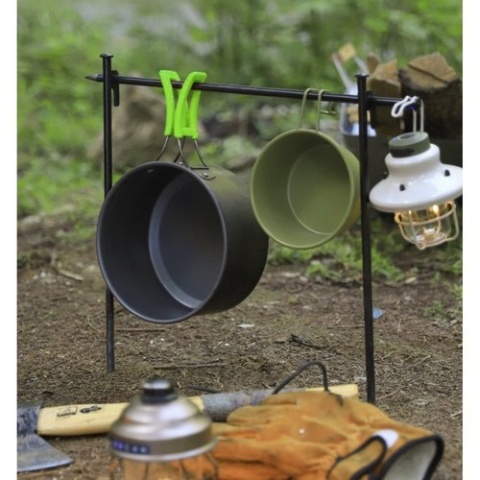 Naczynia turystyczne zestaw 18el. garnki sztućce patelnia czajnik kubki