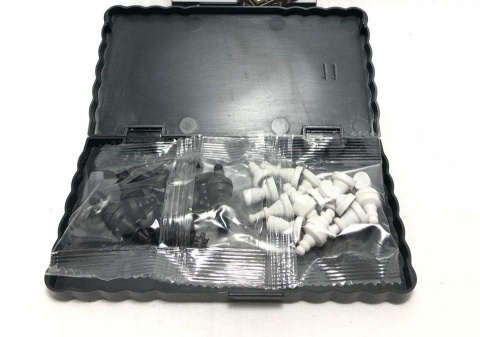 Gra Szachy i Warcaby 2w1 mini – składana plansza