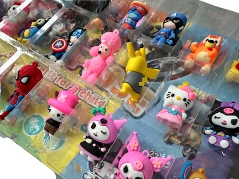 Kalendarz Adwentowy Suprise Hello Kitty Spiderman Pokemon Stitch Kuromi