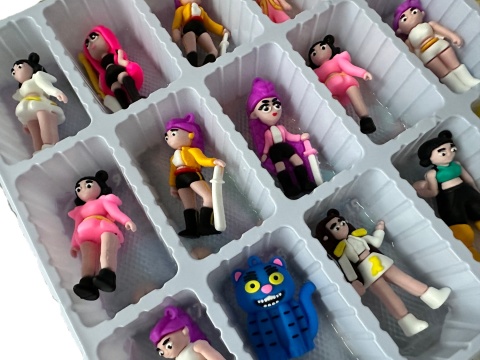 Kalendarz adwentowy K-POP DEMON HUNTERS 24 figurki kpop łowczynie demonów