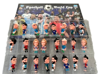 Kalendarz adwentowy piłkarski z piłkarzami 24 niespodzianki figurki na prezent