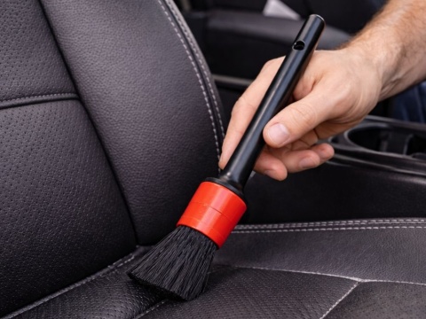 Zestaw pędzli detailingowych do auta 5 sztuk do wnętrza felg + mikrofibra