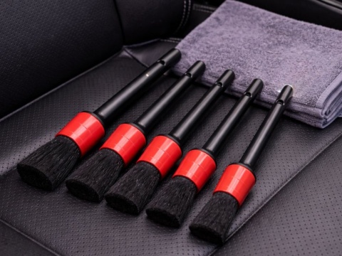 Zestaw pędzli detailingowych do auta 5 sztuk do wnętrza felg + mikrofibra